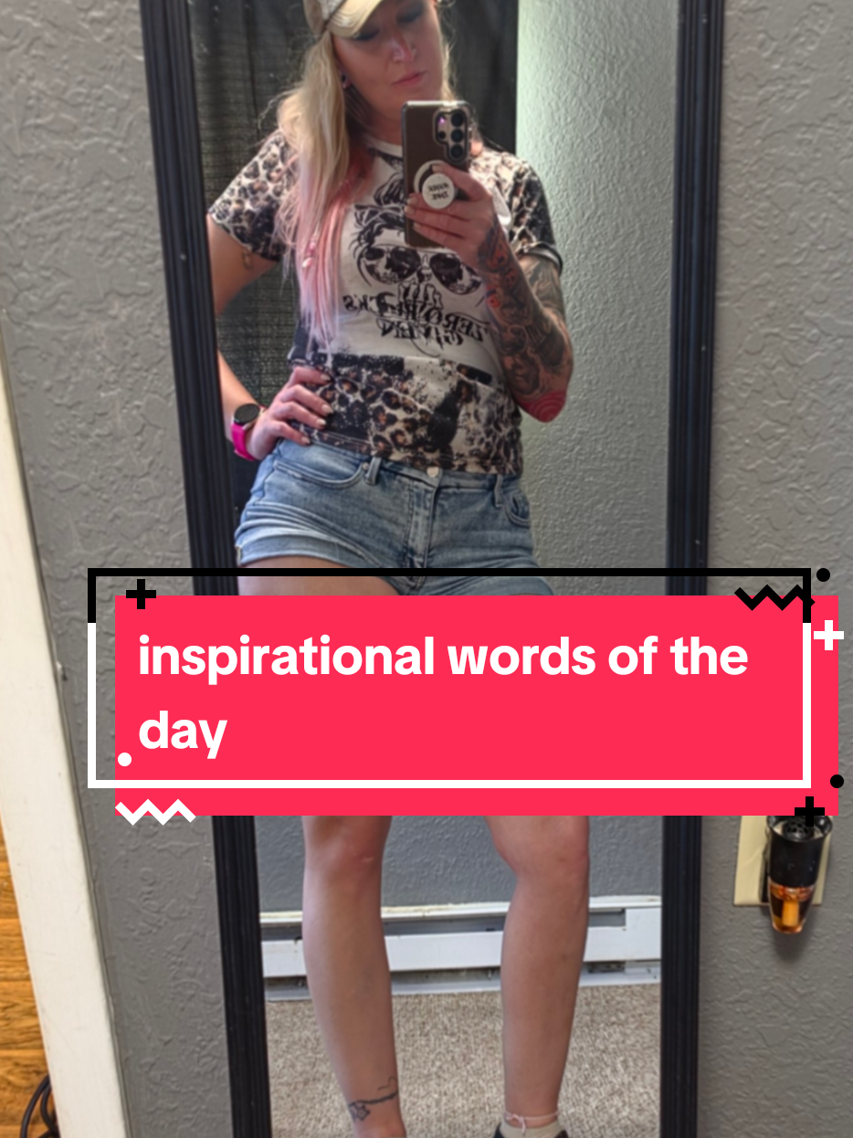 @Tammi | Spooky Inked Mama