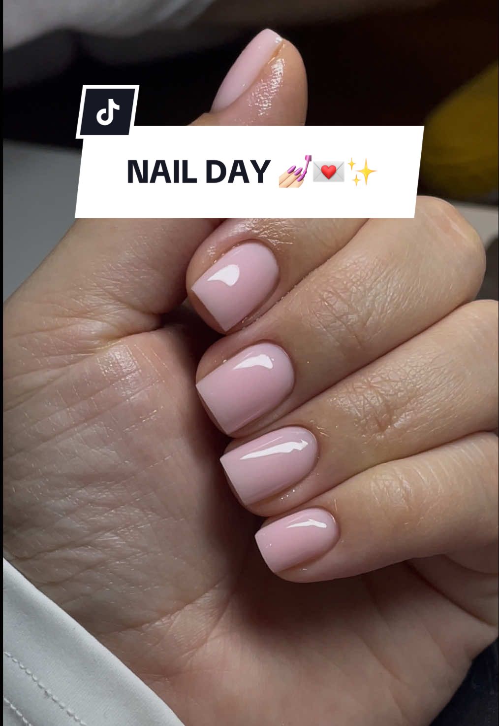 @Abril Amayrani ✨