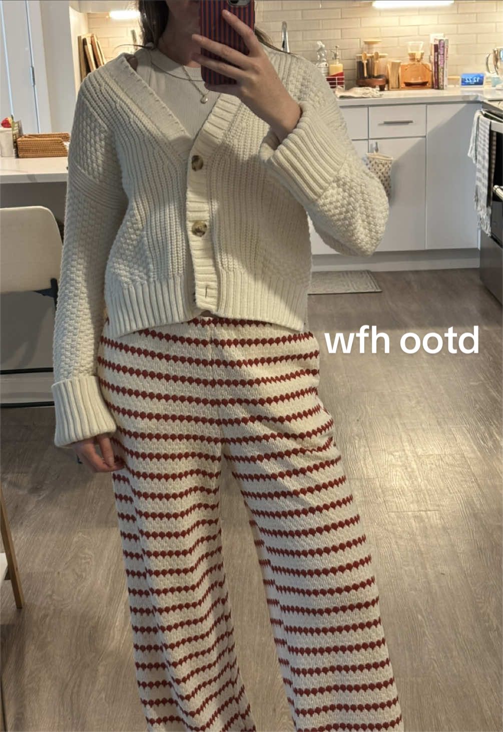 @LT