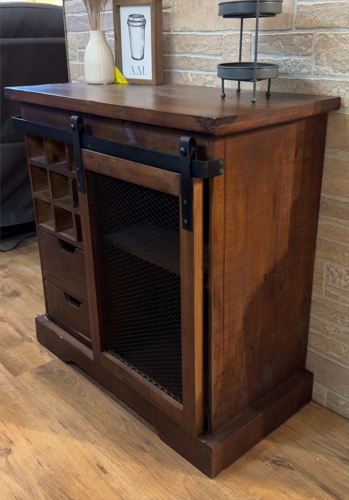 @RusticFurnitureDepot