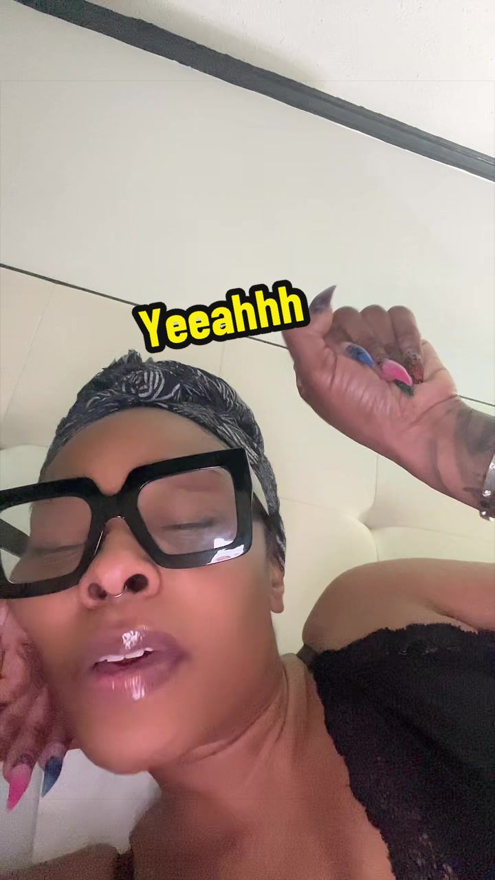 @Mama Glamma
