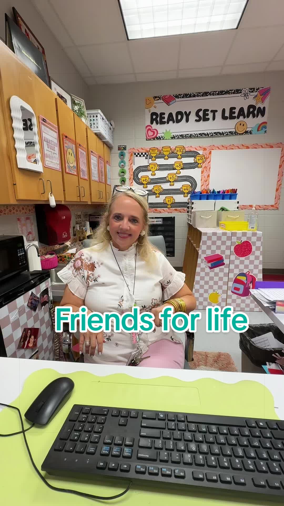 @firstgradeteacher32