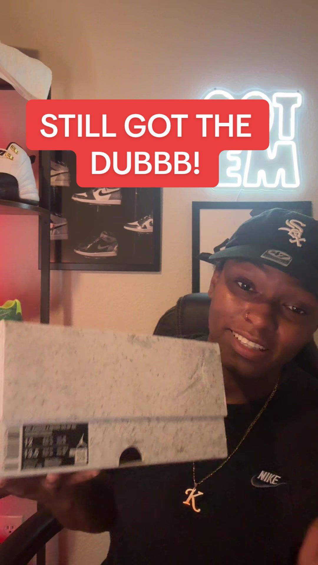 @DeeFootwork
