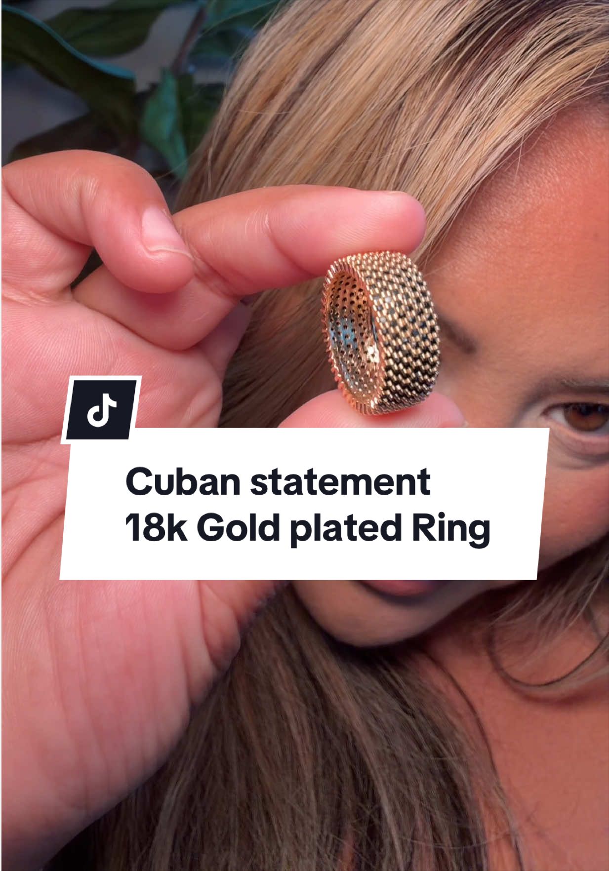 @Crystal Chavez ᥫ᭡