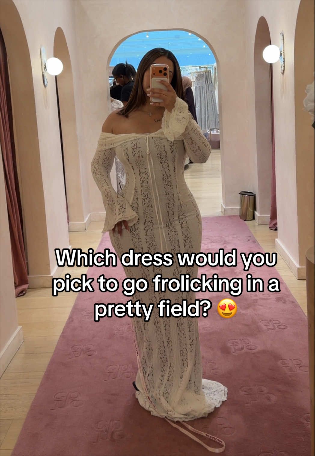 @Queen Naija