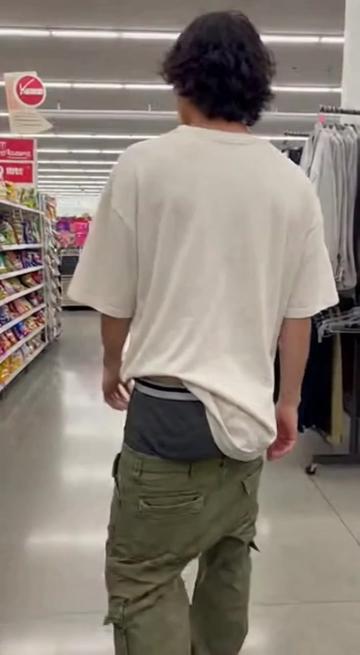 @Sagging Pants MEDIA