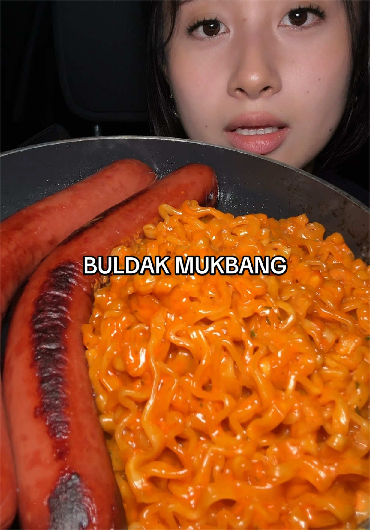 @selenaeats2much