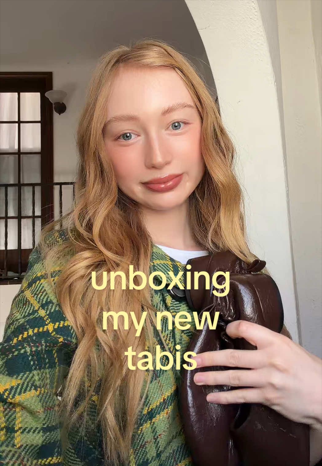 @Elyza