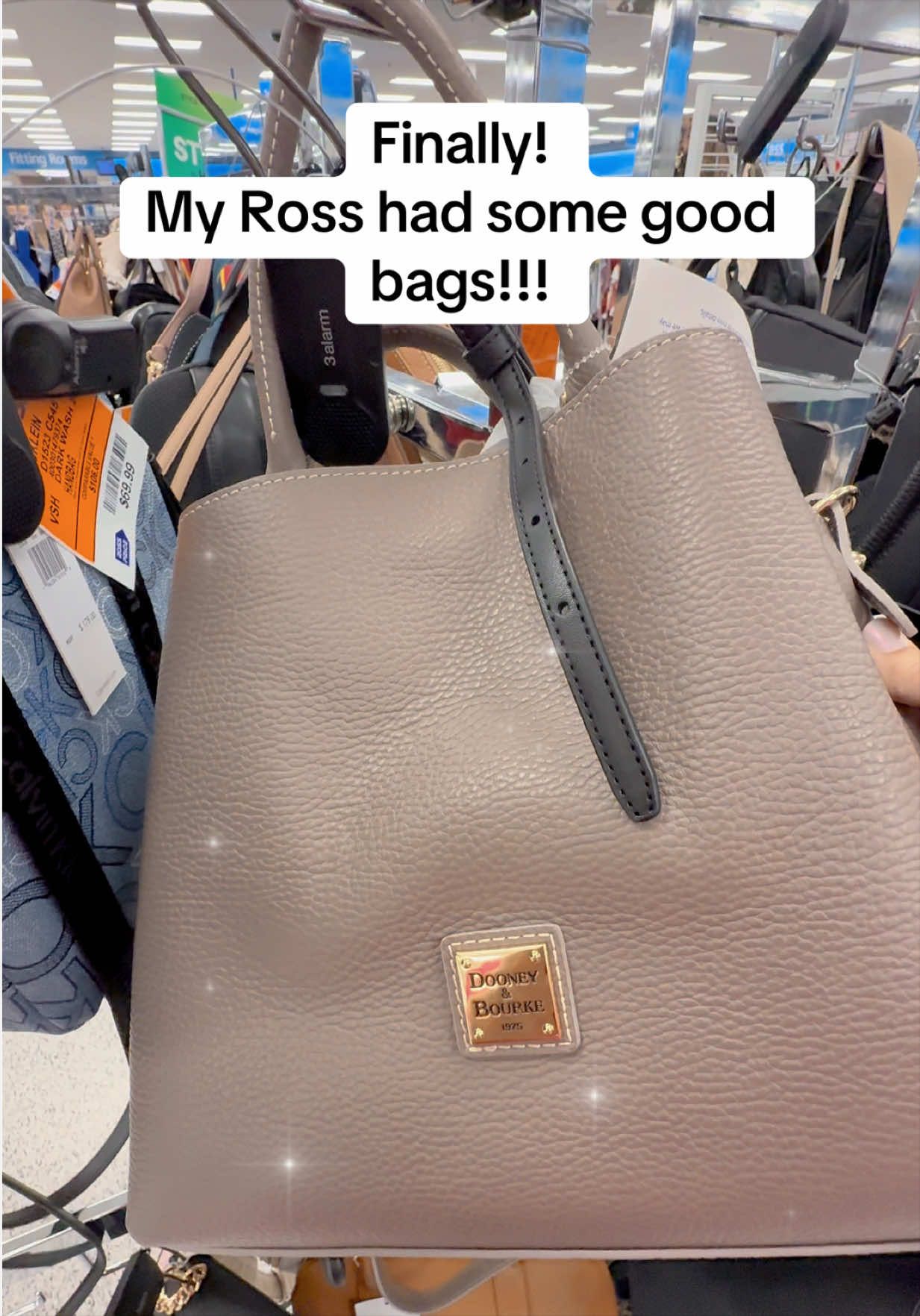 @Just browsing 🍒👜 🎀