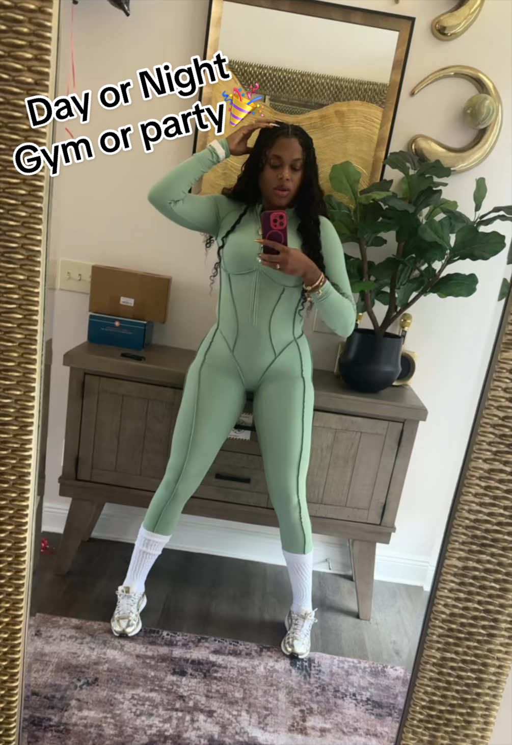 @🎭&trade;️$G🎭mrsmaskedsplashgoddes