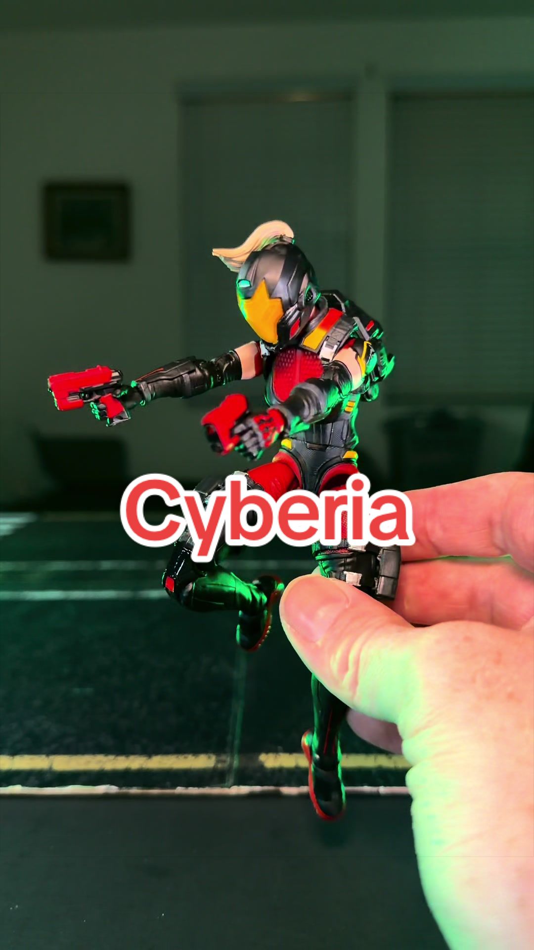 @PlaysWitPlastic