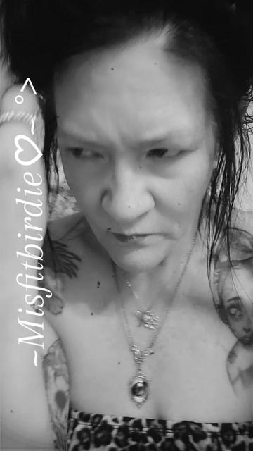 @~Misfitbirdie♡~
