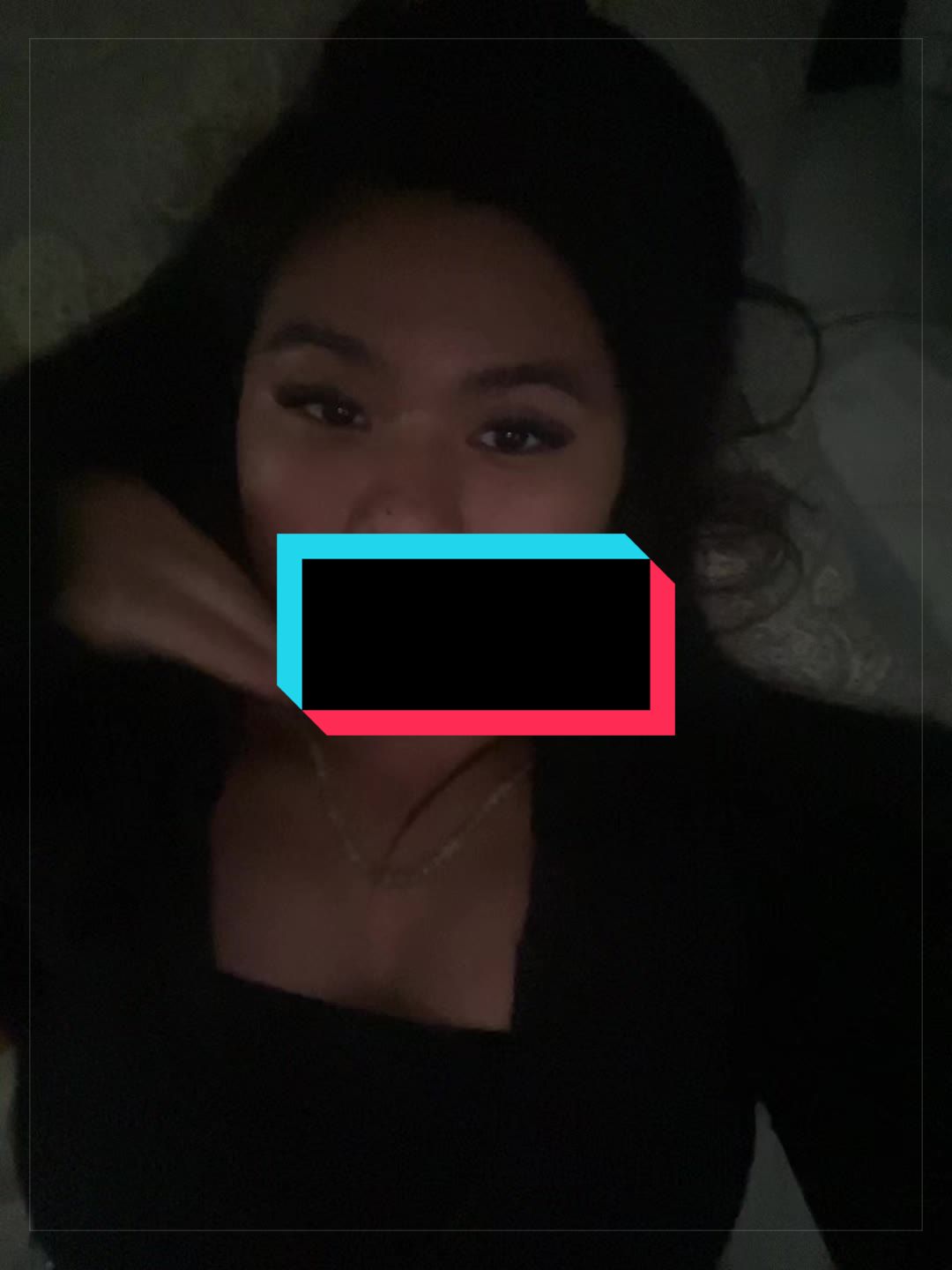 @⃟