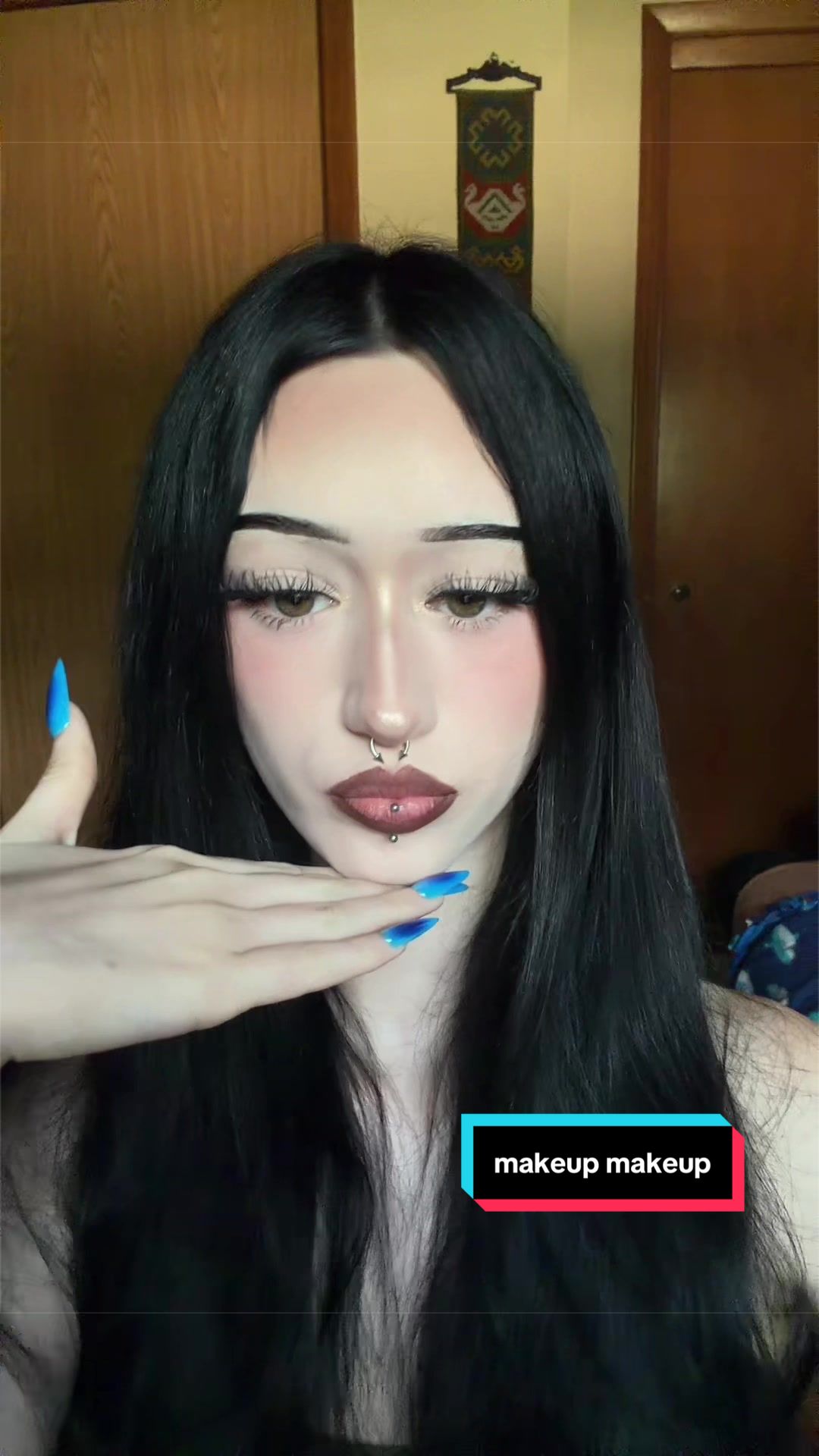 @ur.crystal.gf
