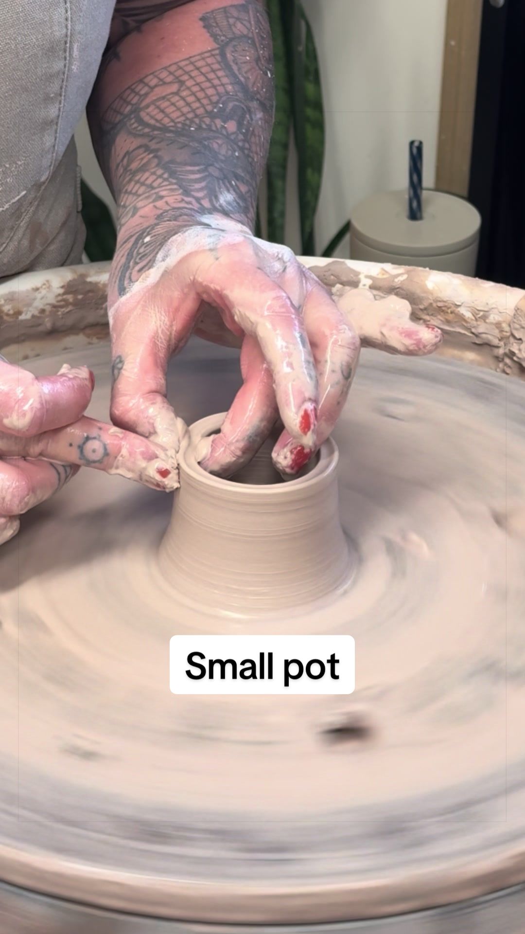 @mollymakespottery