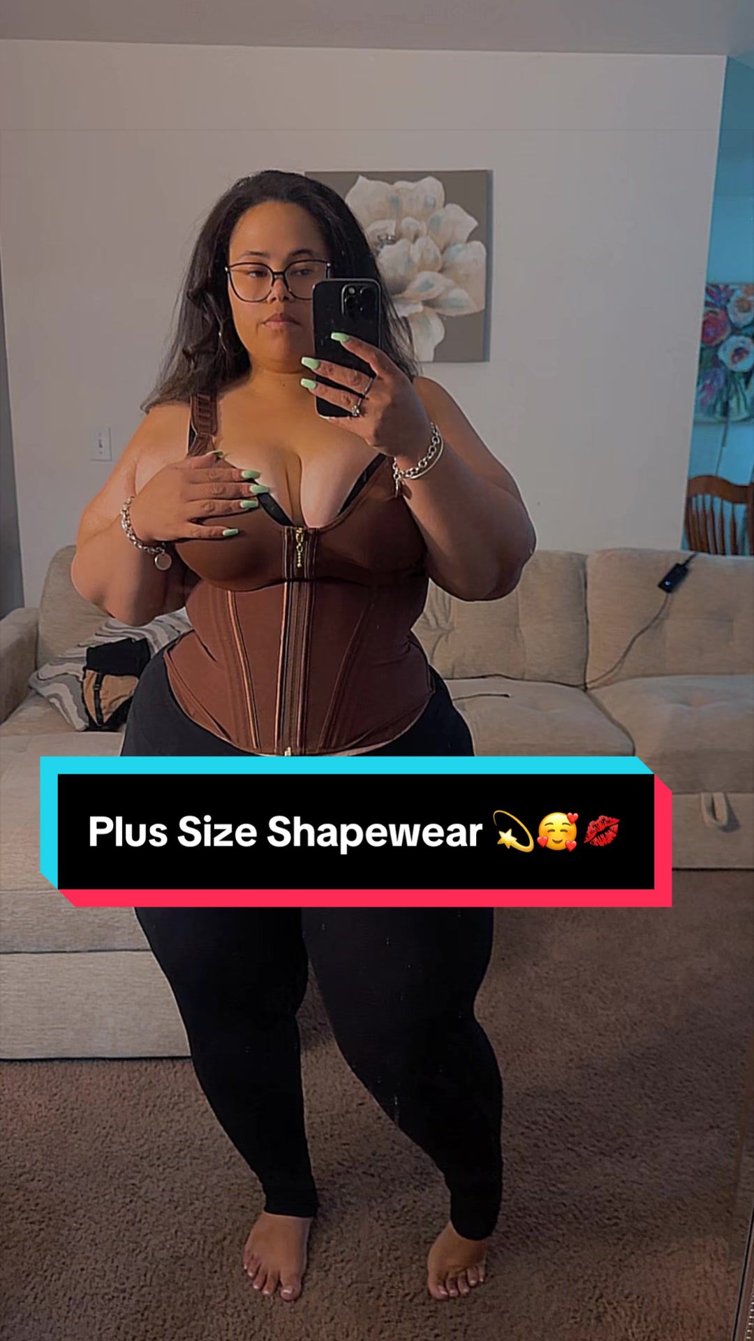 @hazel_eyez_thick_chic