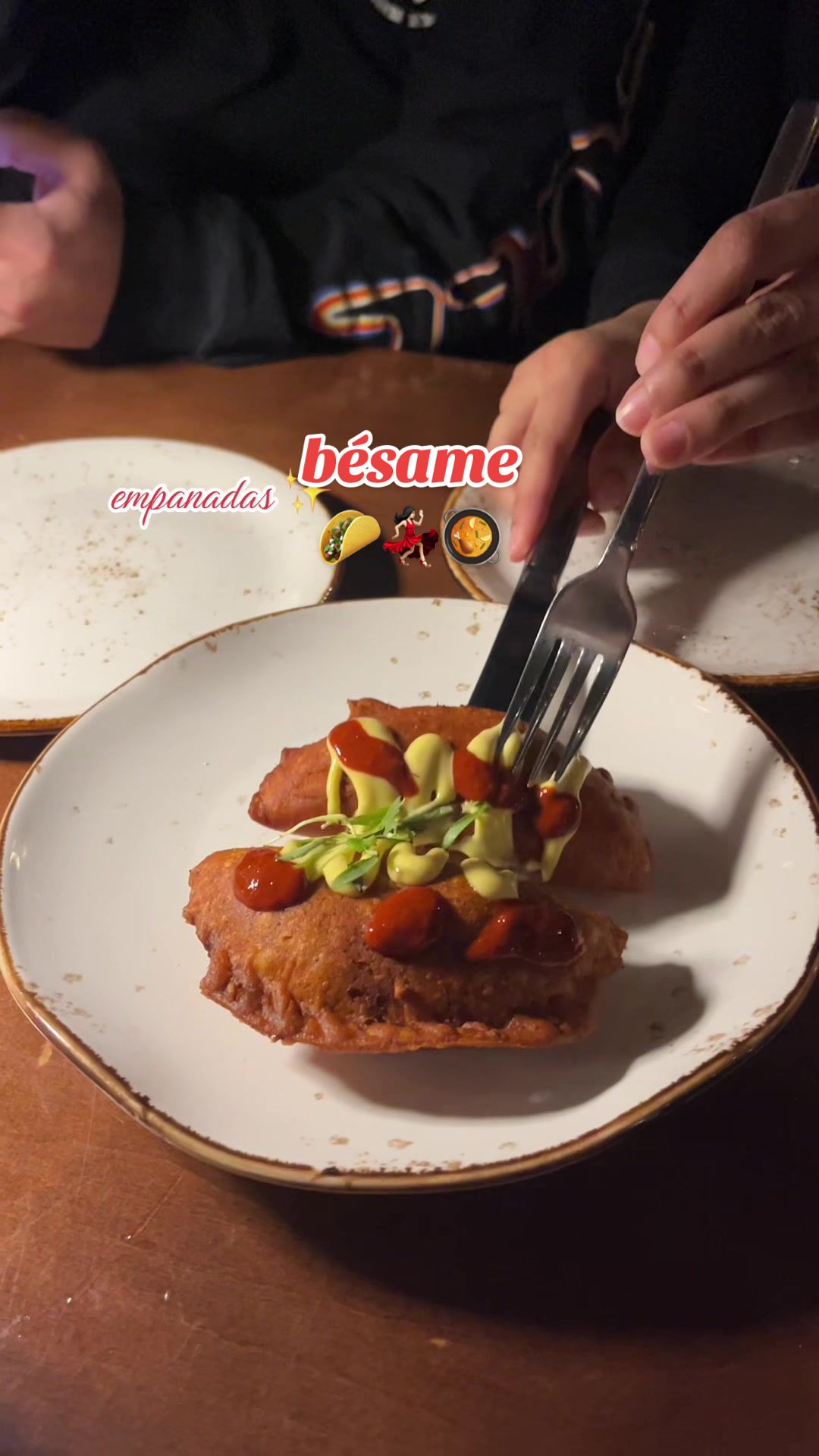 @julsplate 🍸🍒 🐈&zwj;⬛