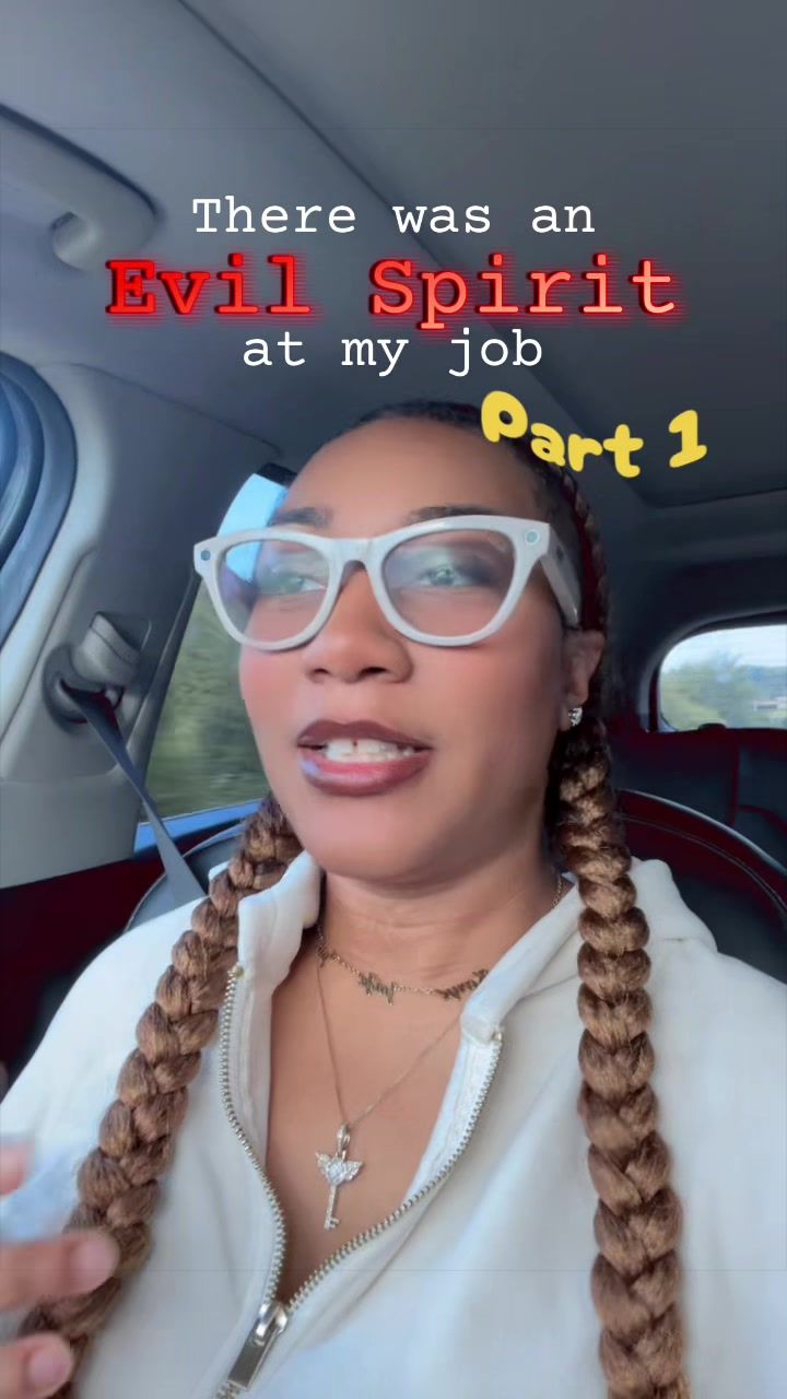 @WhatsUpWithMegan