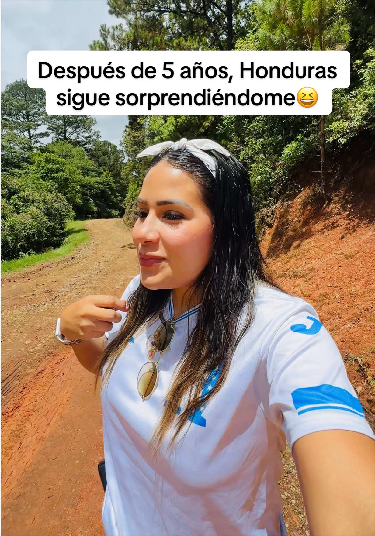 @Lauxelmundo🇨🇴💙🩵🤍🌋 🏝️