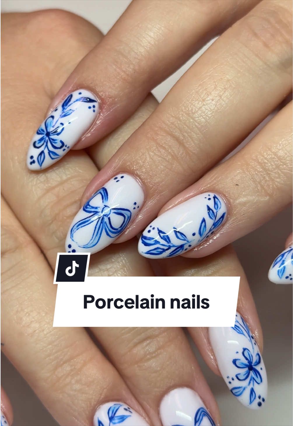 @Gao | MN, Nail Artist