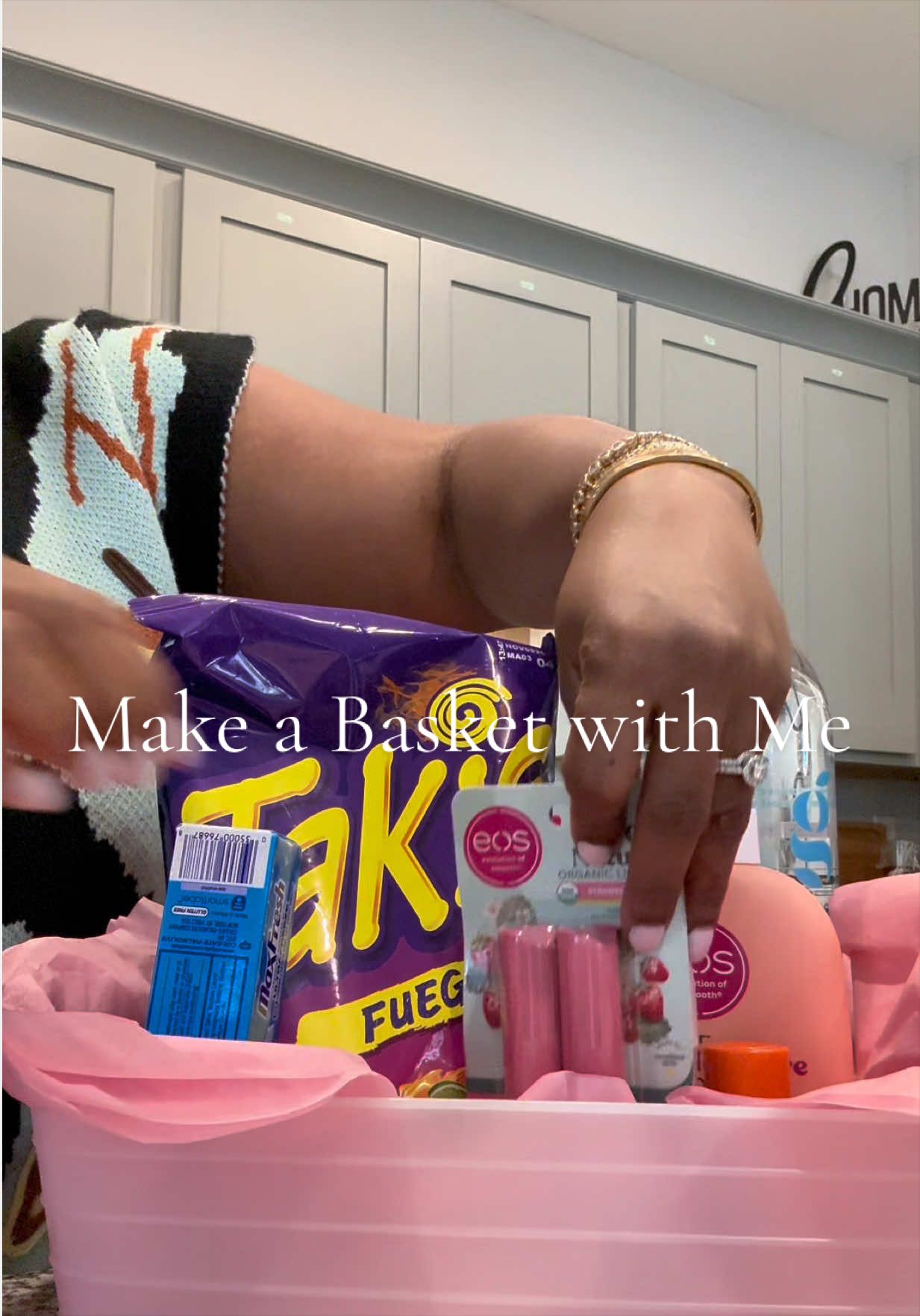 @Ash | HR Fashion Girl | BoyMom