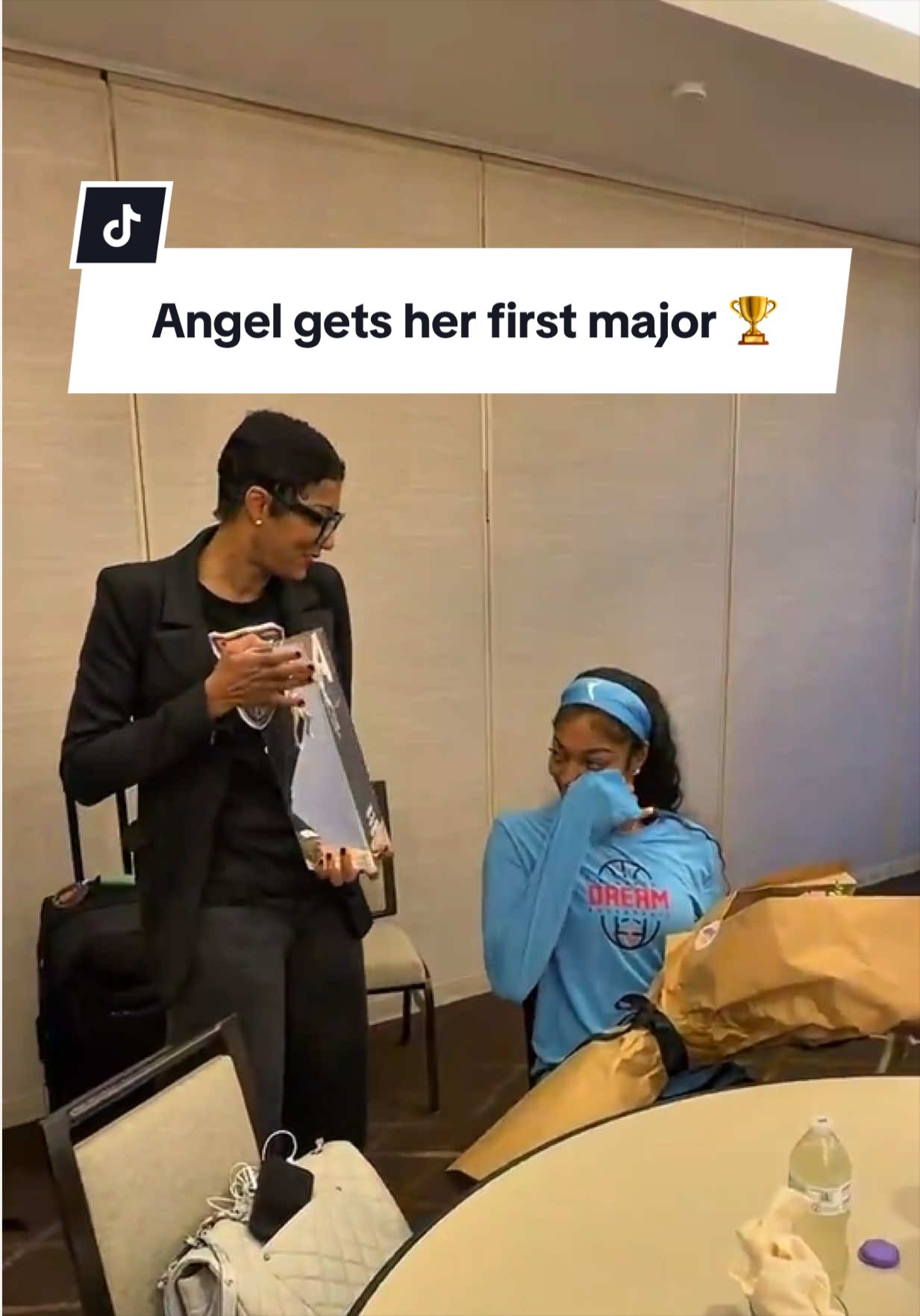 @whymedia_