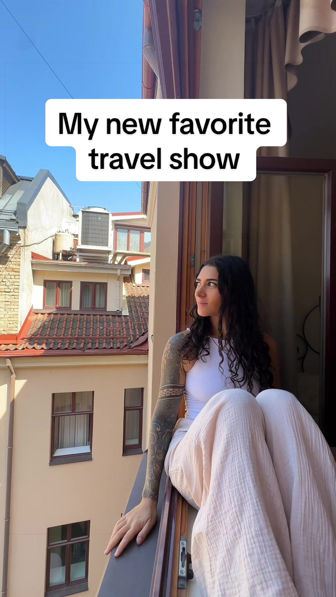 @chloe jade travels