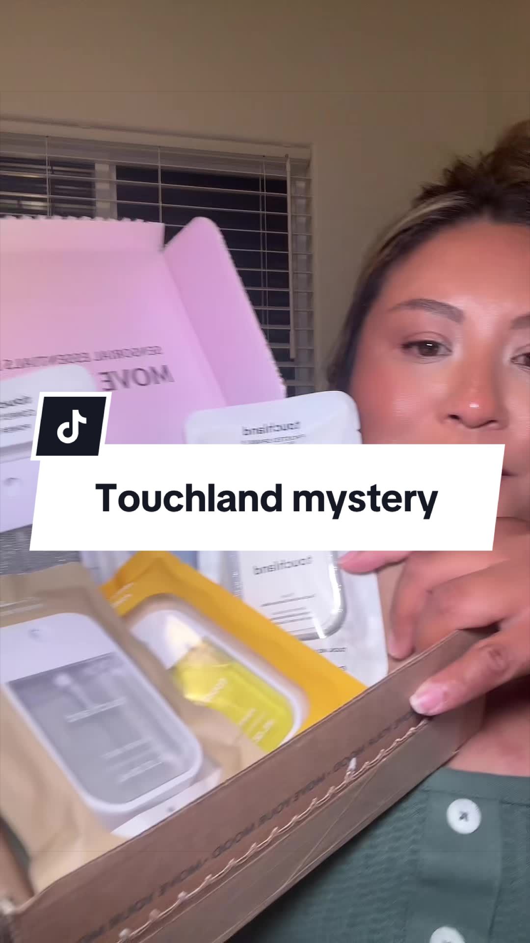 @Crystal Chavez ᥫ᭡