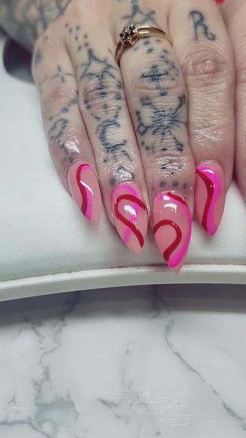 @Darzzling Nails