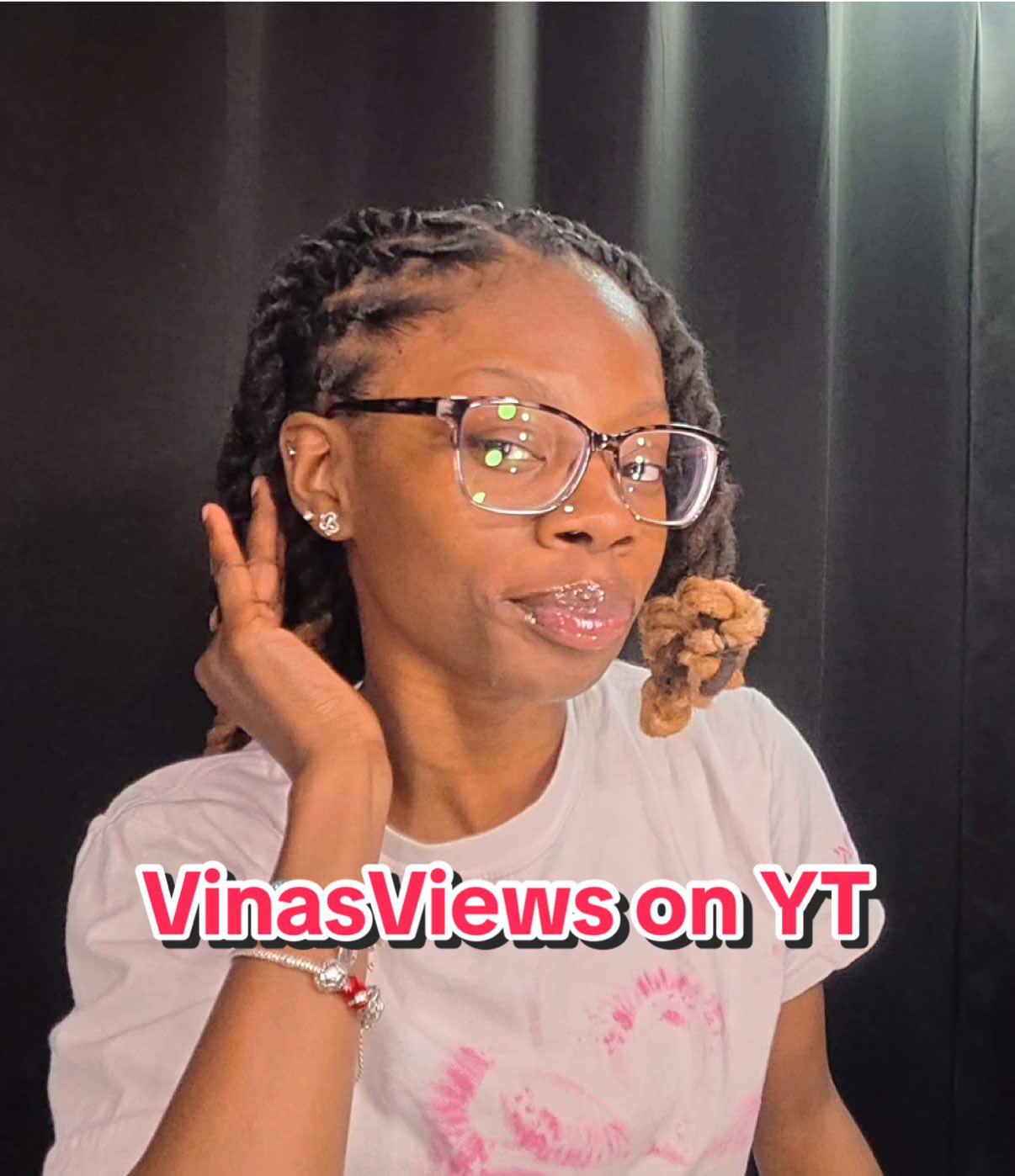 @Vina&rsquo;s Views✨ | YT