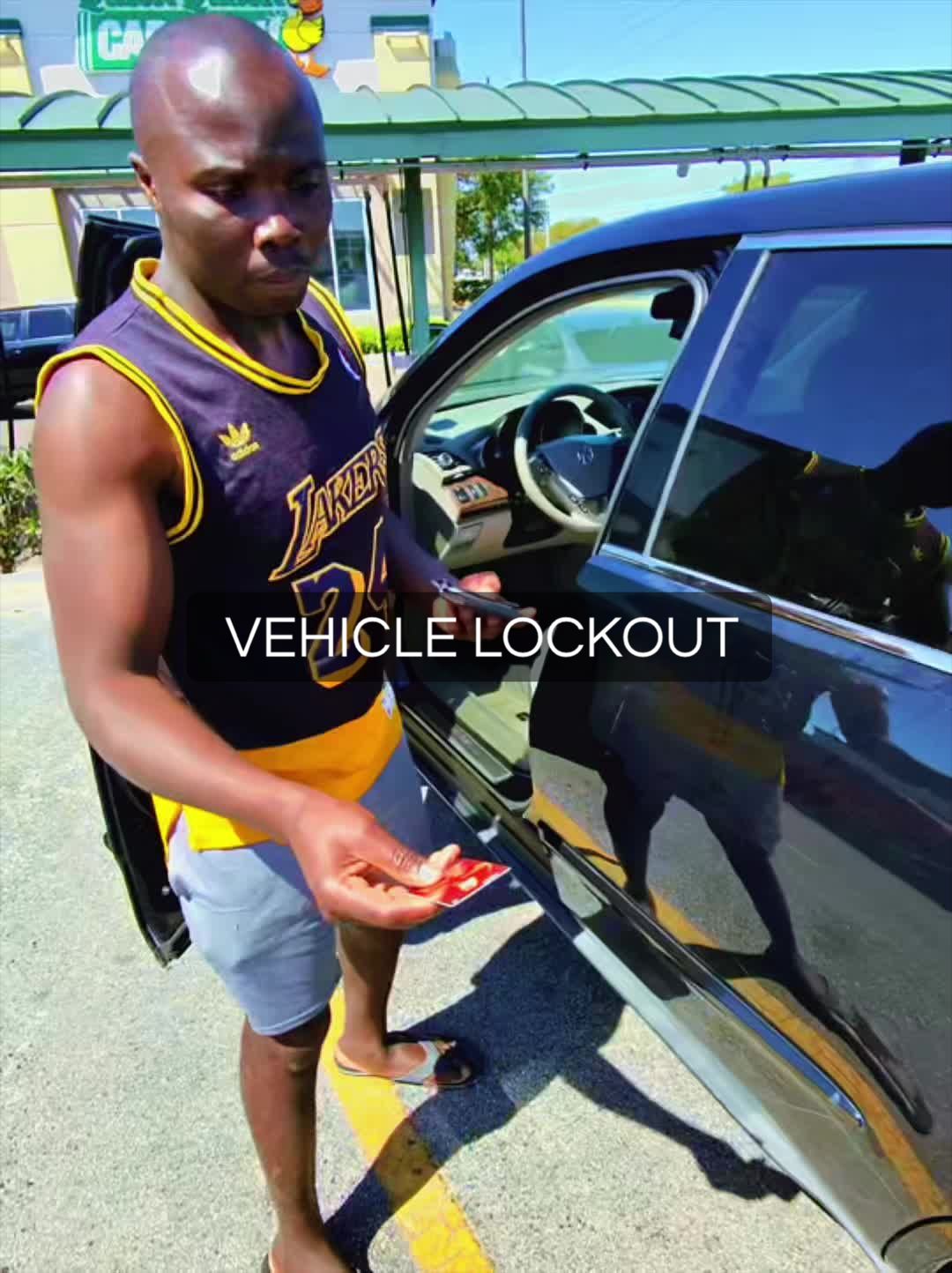 @DreTheLocksmith
