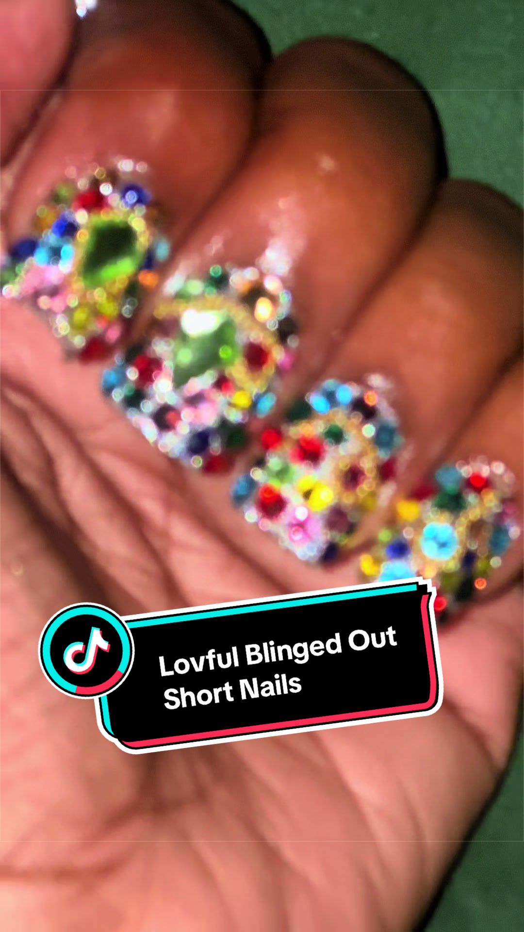 @PrettyFlyNailz