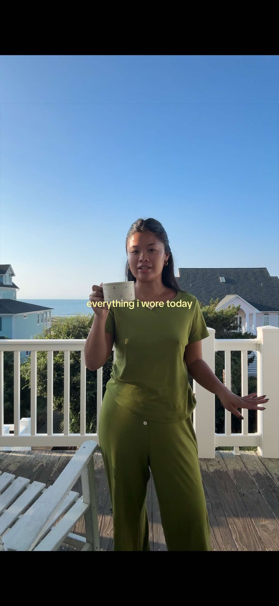 @alysilverio
