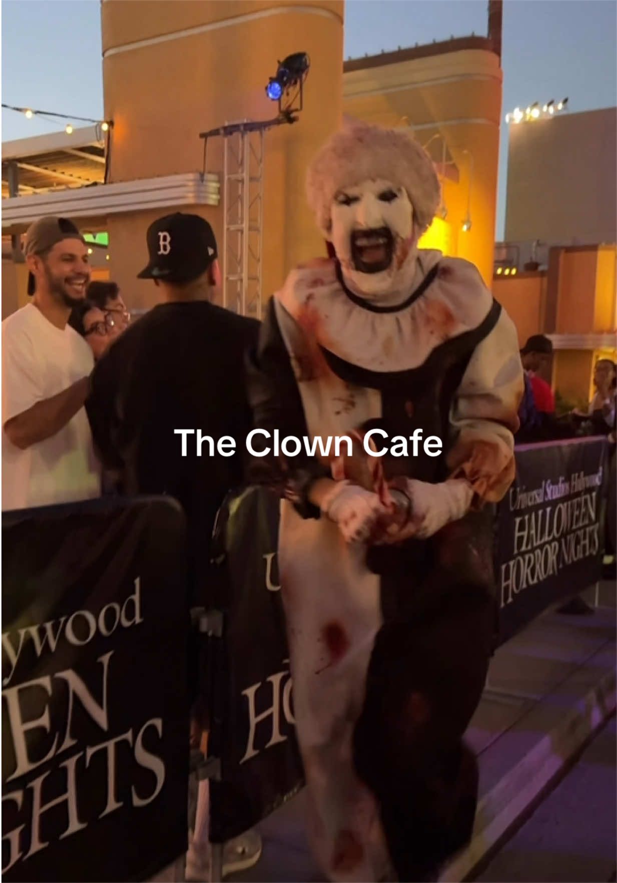 @Freaks_of_HHN