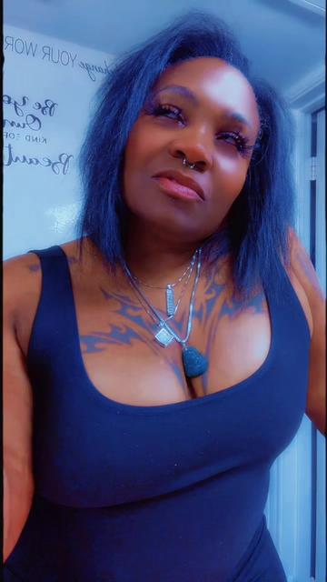 @GoddessVette