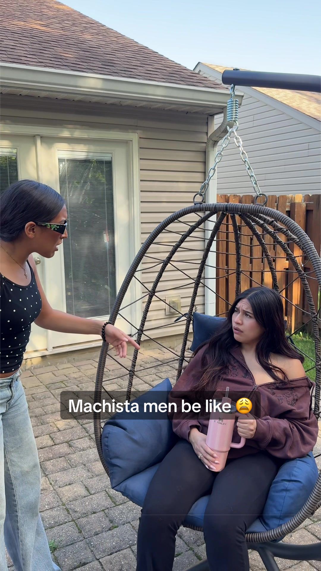 @Hermanas&ensp;V