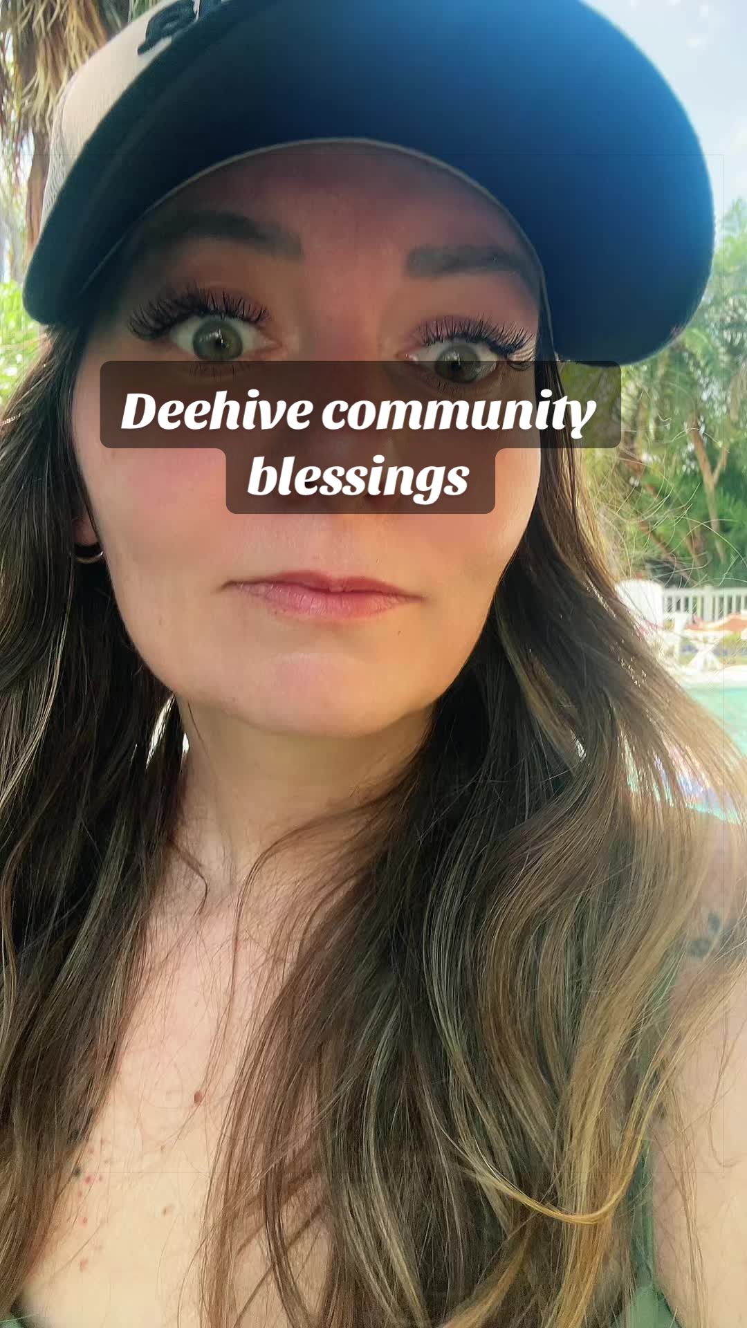 @DeeHive | Relatable Lifestyle