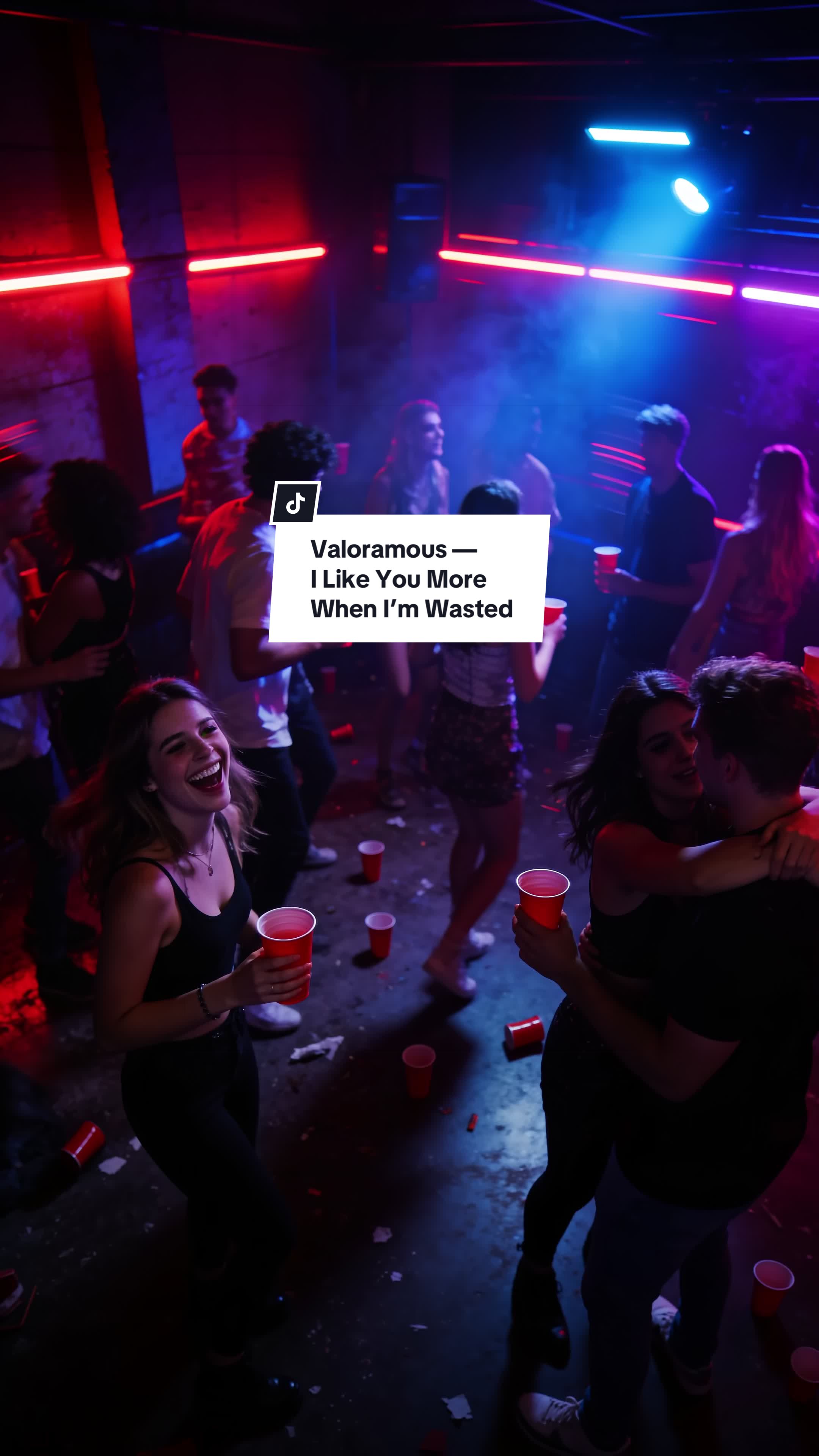 @Valoramous (DJ/Producer)