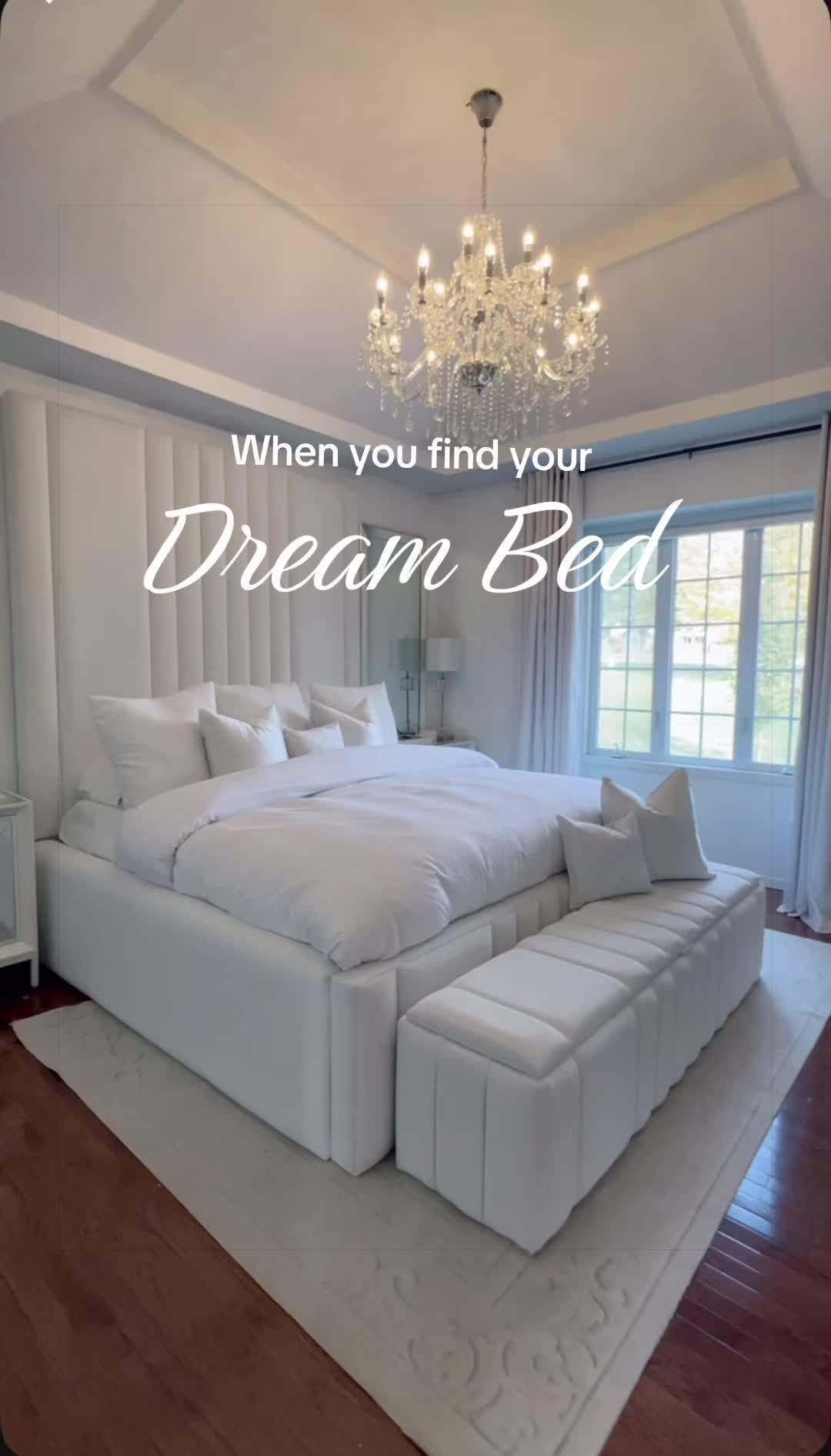 @Gilla Leigh{Interior Designer}