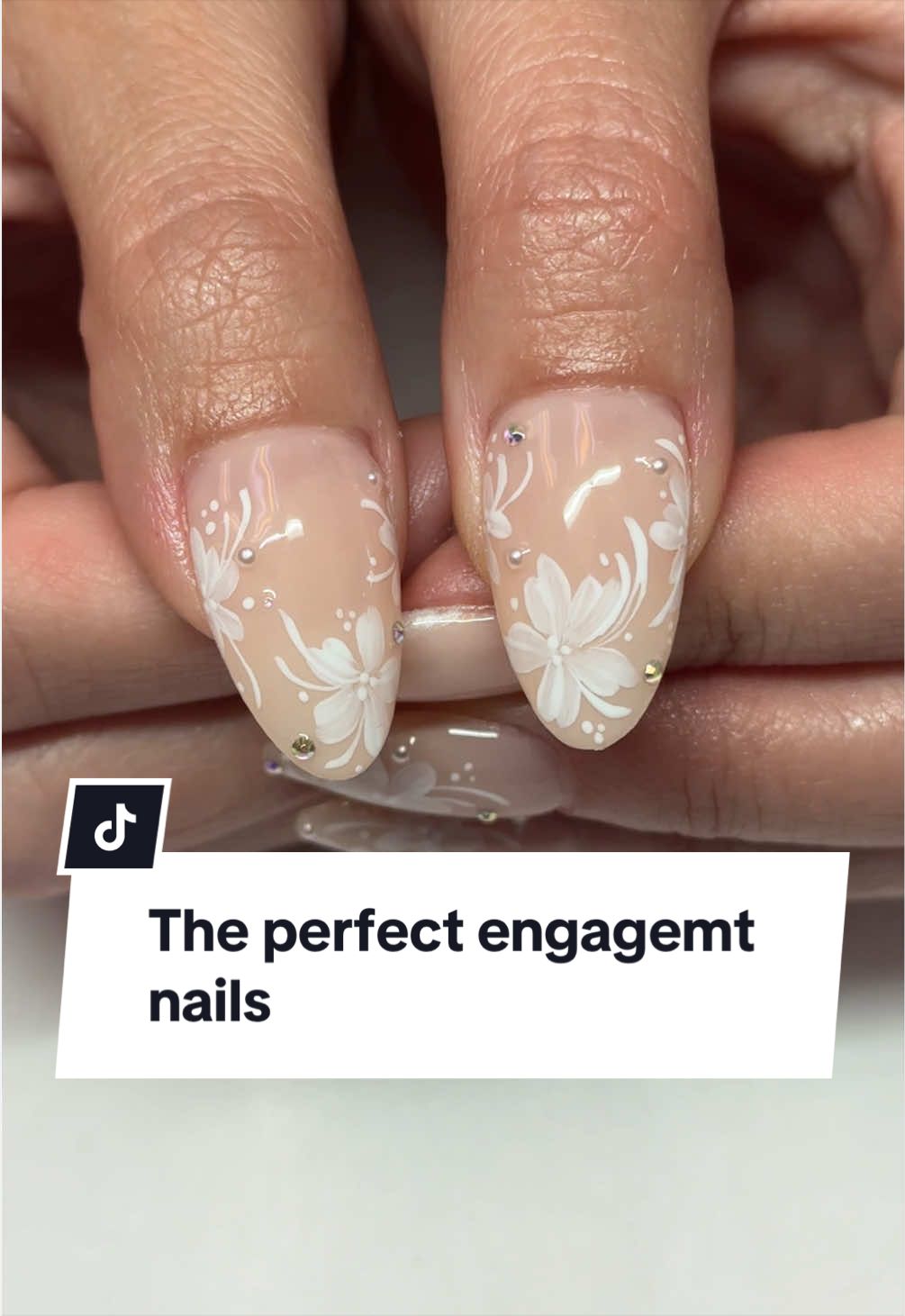@Gao | MN, Nail Artist