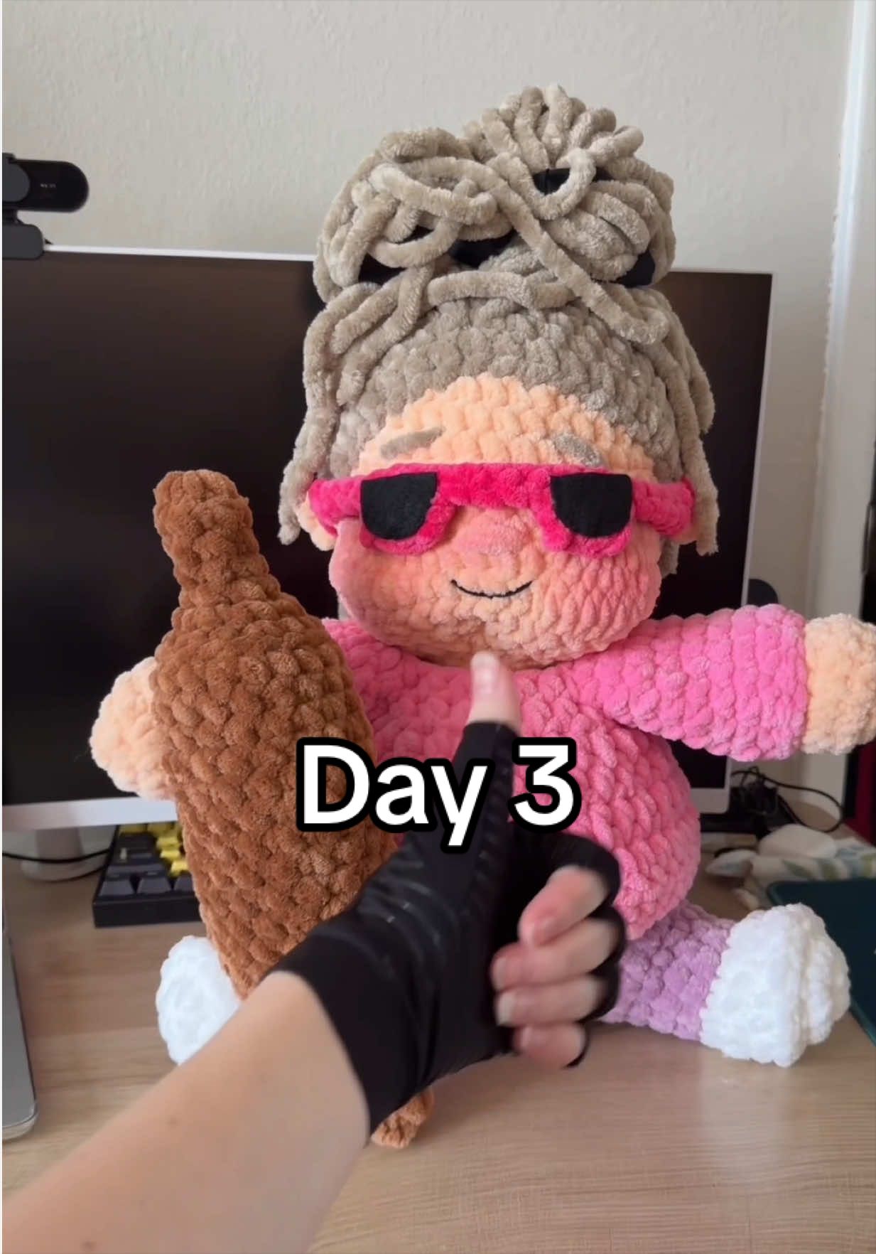 @thecrochetginger