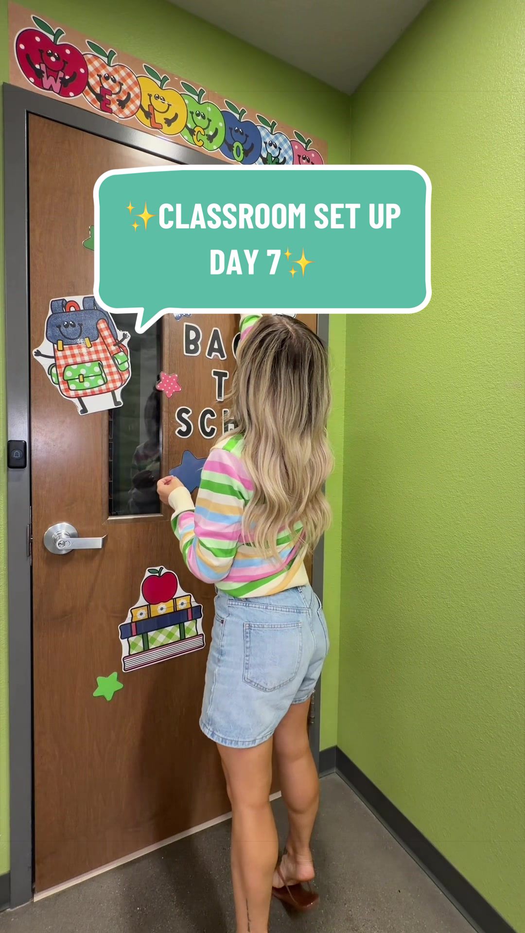 @Hales | boy mom | Teacher