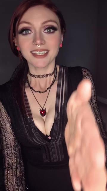 @Blood_Lust_Princess