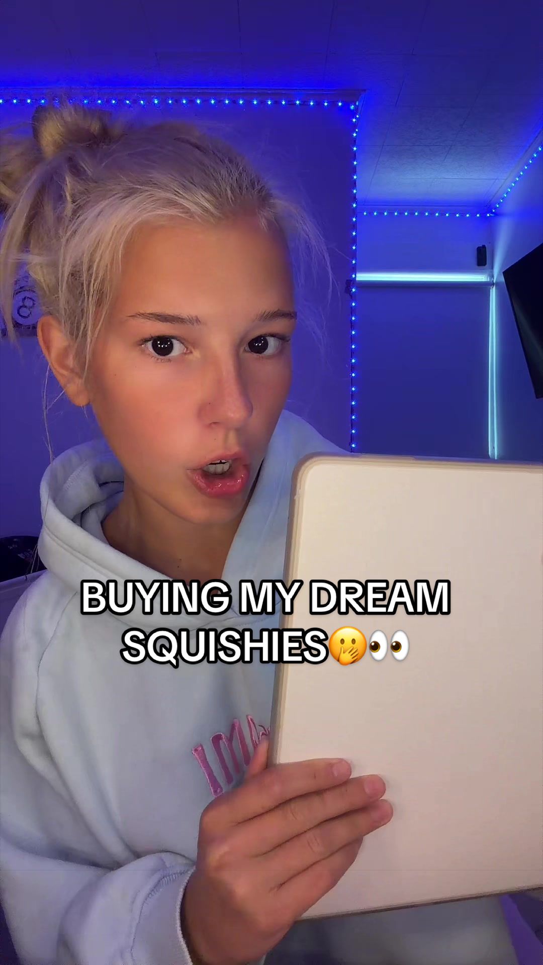 @Macy