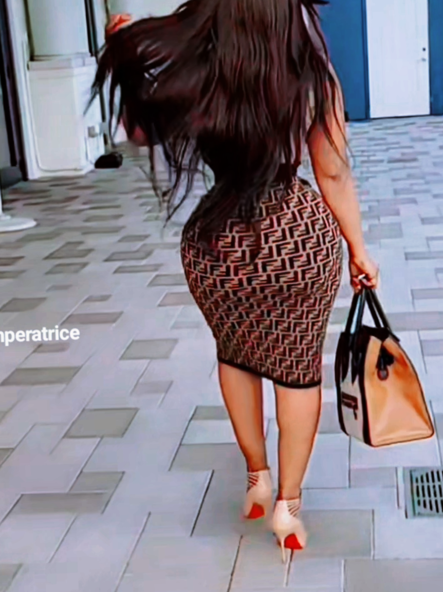 @sissielimperatrice