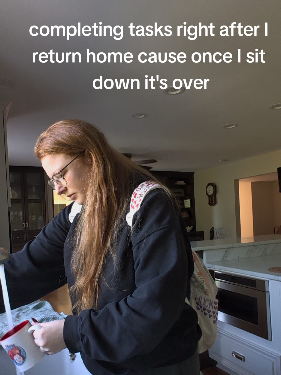 @LiterallyLisa