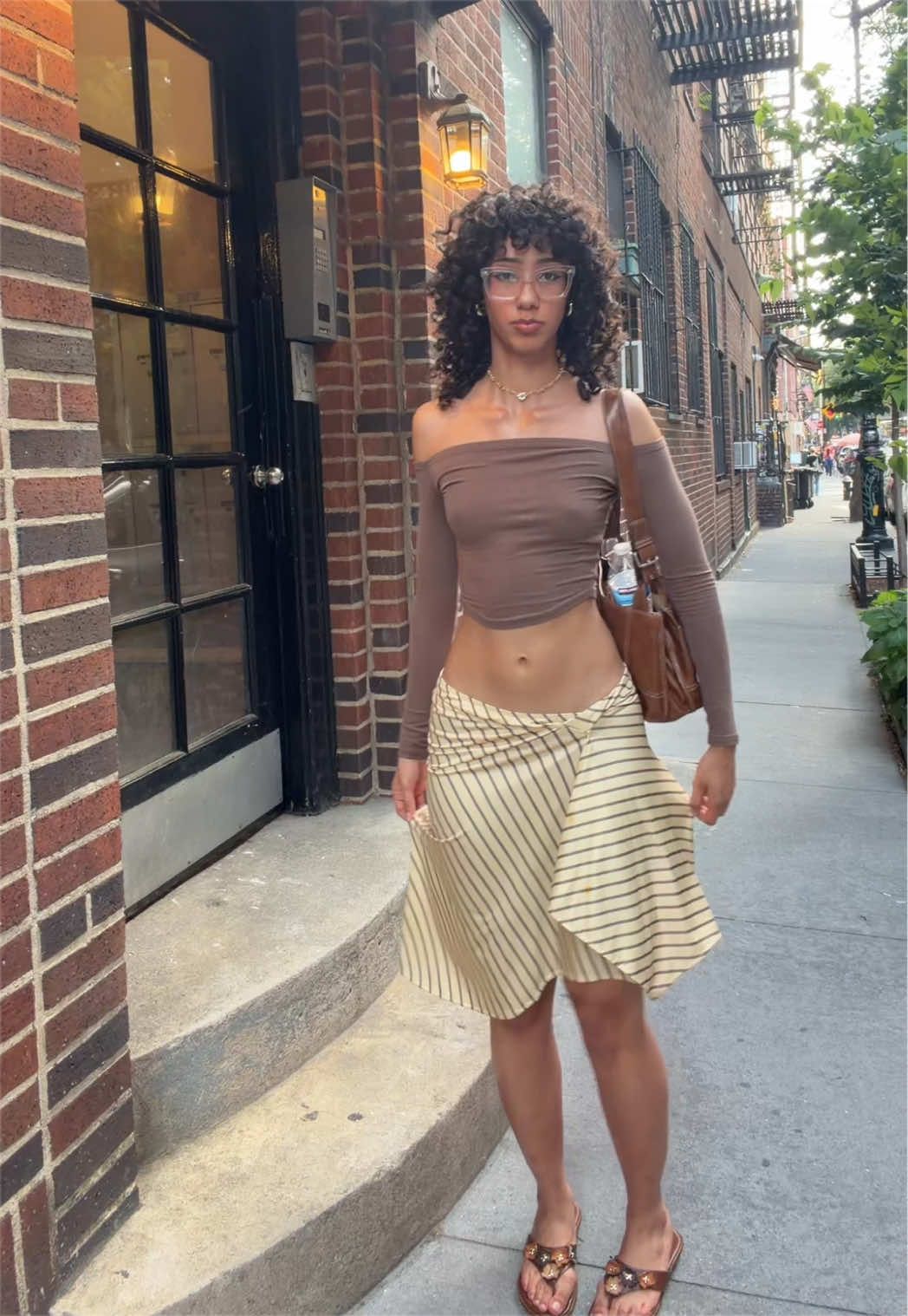 @Lala