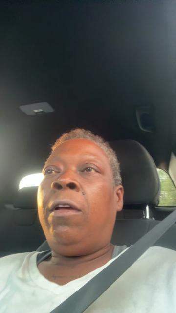 @Tr3yzmom_srl