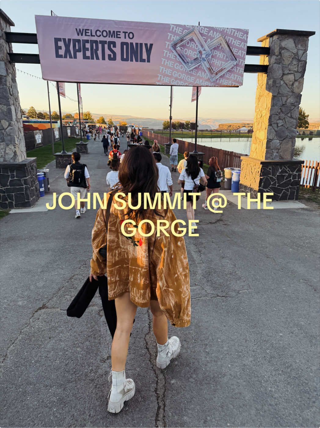 @Jade | Travel & Wellness