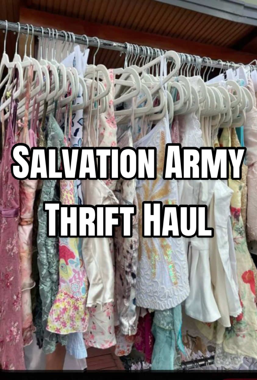 @thrift with iz